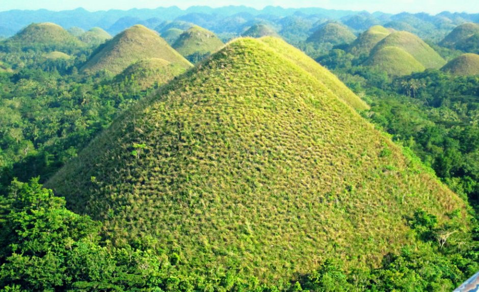 Chocolate Hills Bohol - Iconic cone-shaped hills natural wonder Philippines tourism