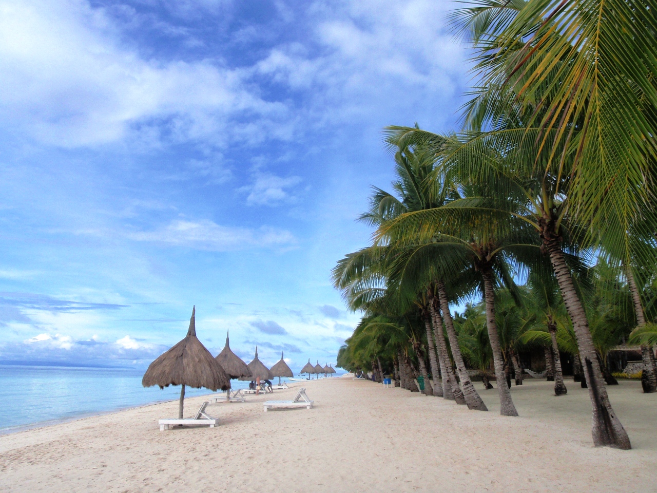 Beautiful Panglao White Beach Island Bohol